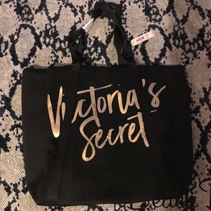 VS tote